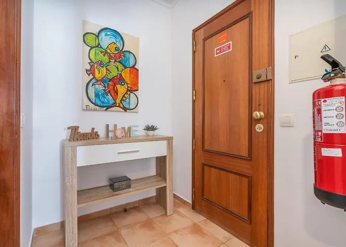 Apartment Bright & Cozy House With Terrace By Hostwise *